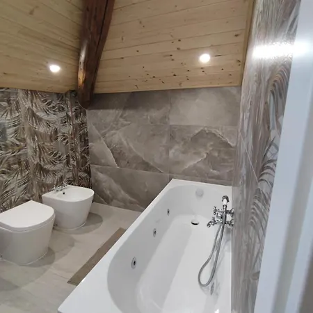 Guest house Galli & Pool Castelmarte