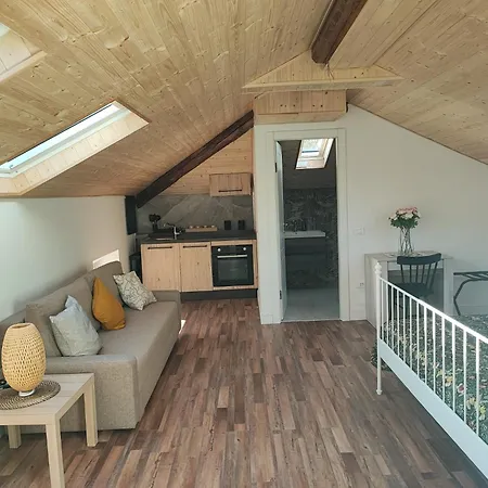 Galli & Pool Guest house