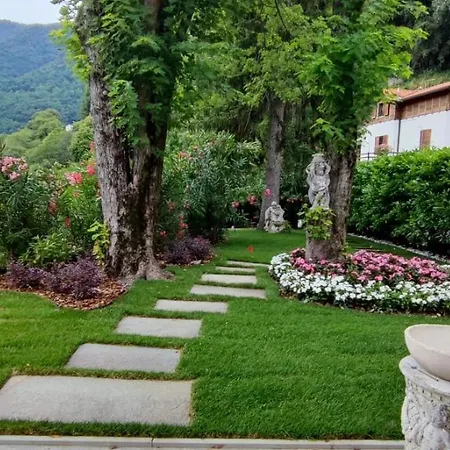 بيت ضيافة Galli & Pool Castelmarte