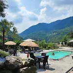 Πανσιόν Galli & Pool Castelmarte