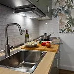 Πανσιόν Galli & Pool