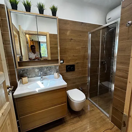 Galli & Pool Πανσιόν Castelmarte