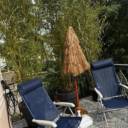Πανσιόν Galli & Pool Castelmarte