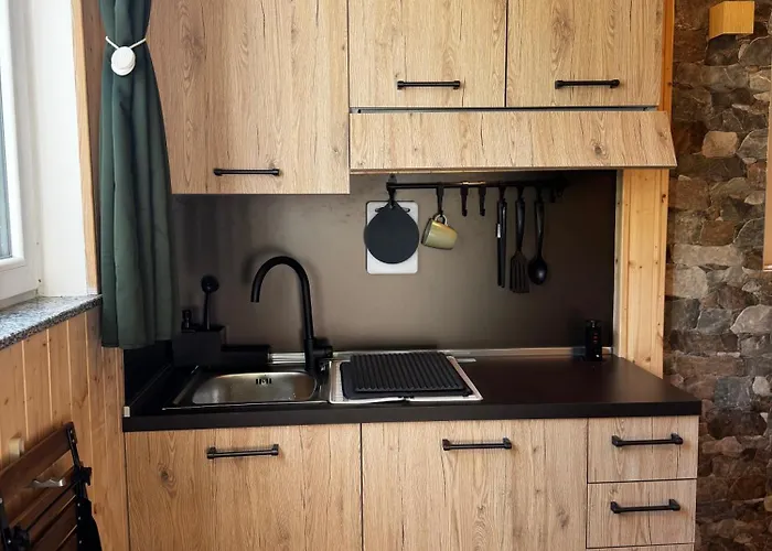 Galli & Pool Πανσιόν Castelmarte